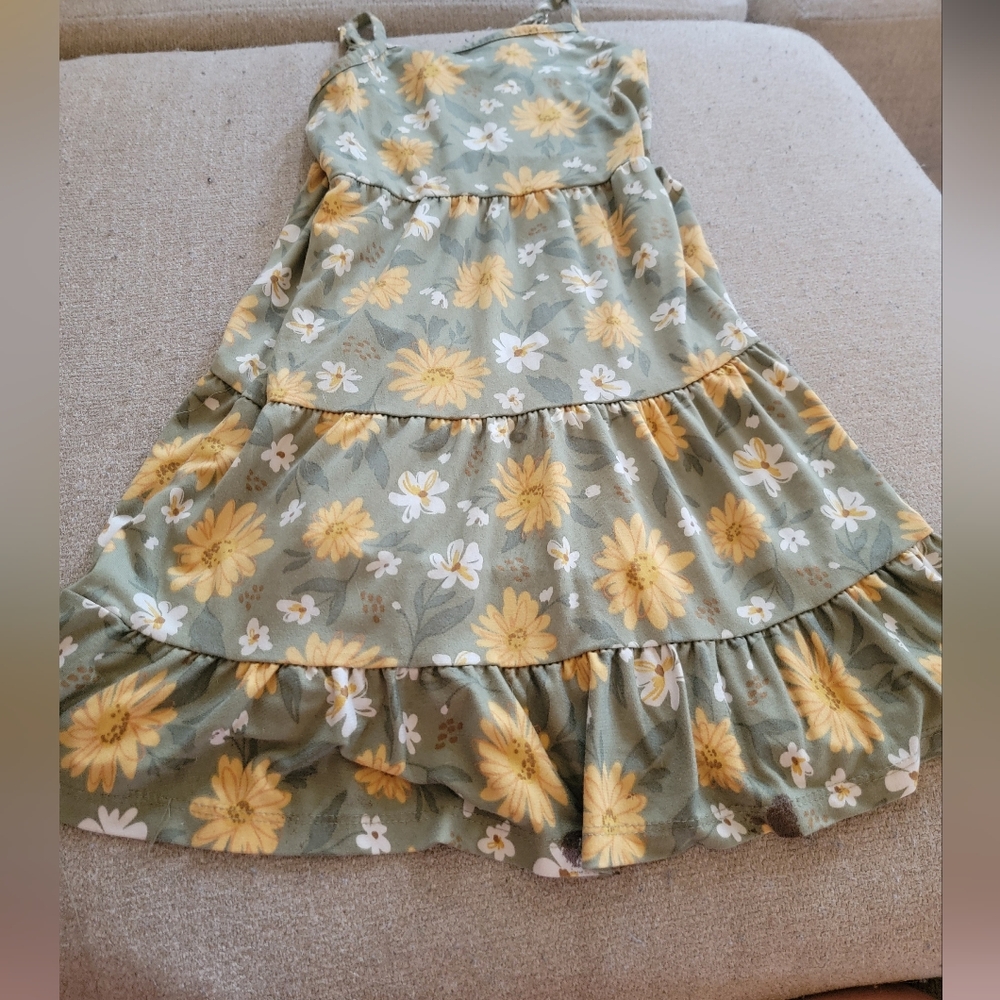 *Beautees size 5, tank dress, green with flowers, good condition